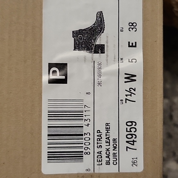 Woman's black leather booties - Picture 5 of 5